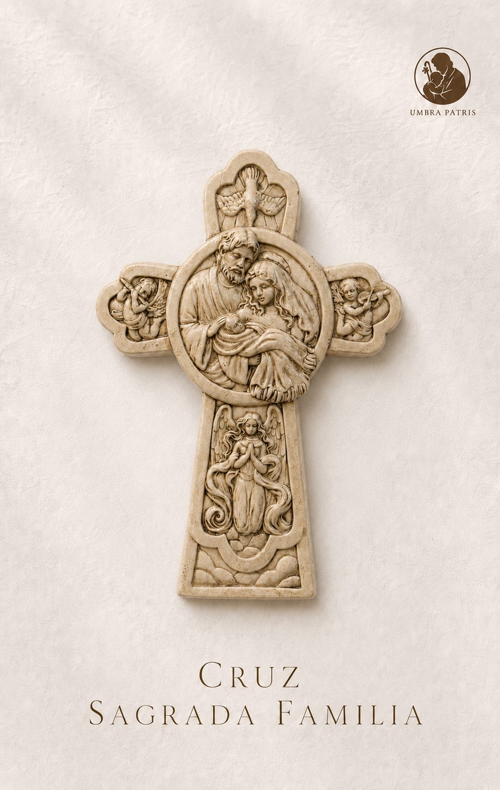 Cruz de la Sagrada Familia en yeso tallado
